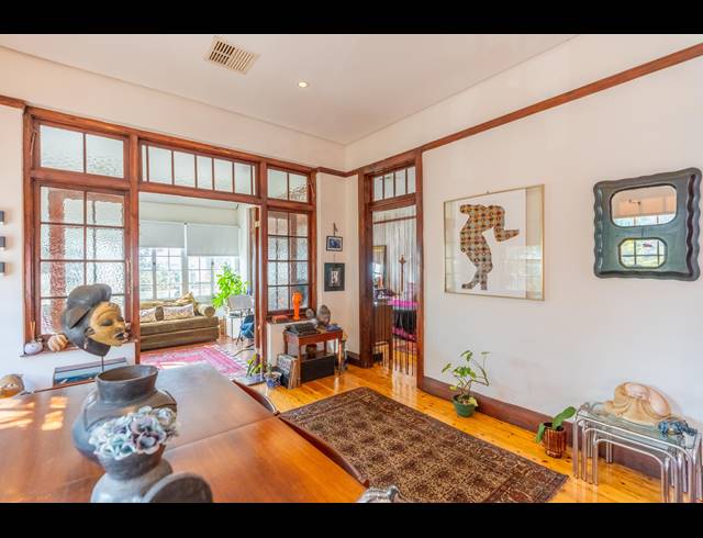 2 BEDROOM APARTMENT FOR SALE IN ESSENWOOD